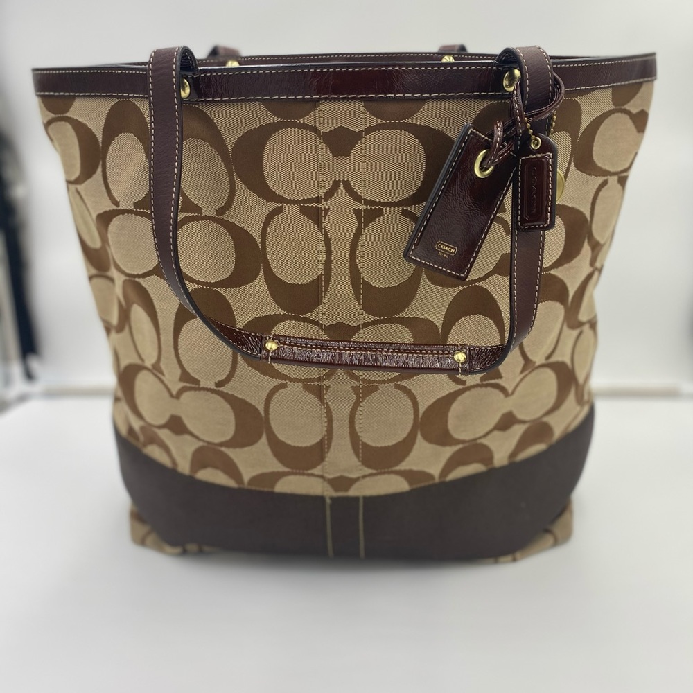 Coach large shoulder bag